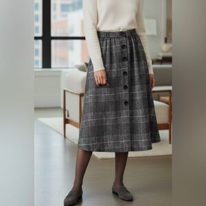 Vintage Plaid A-Line Midi Skirt - Button-Front, Size S.